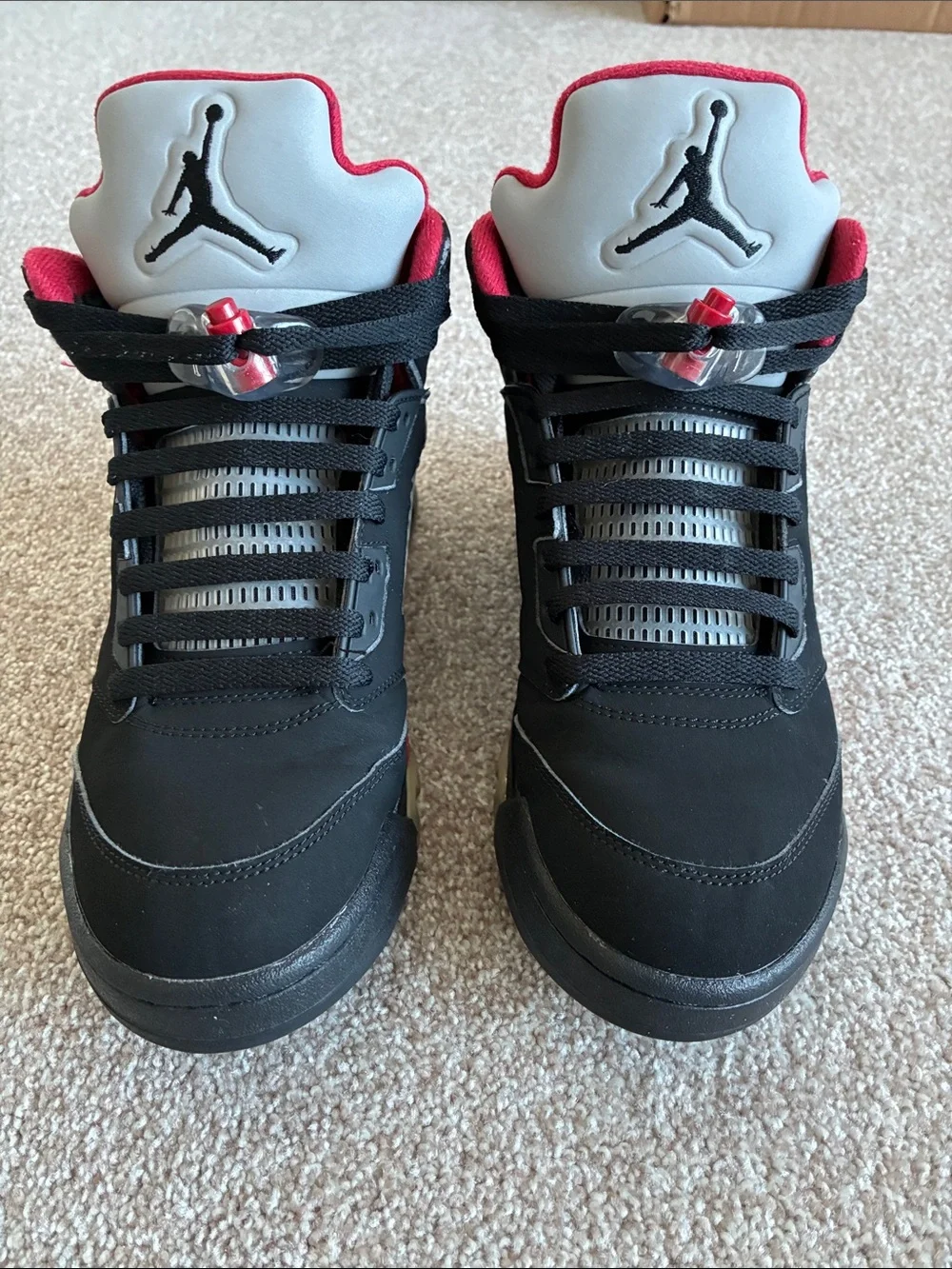 Supreme x Air Jordan 5 Retro